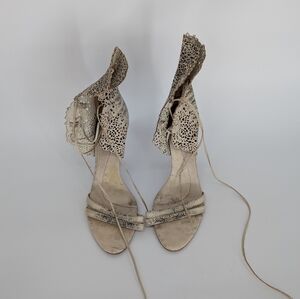 HERVER LEGER RUNWAY HEELS